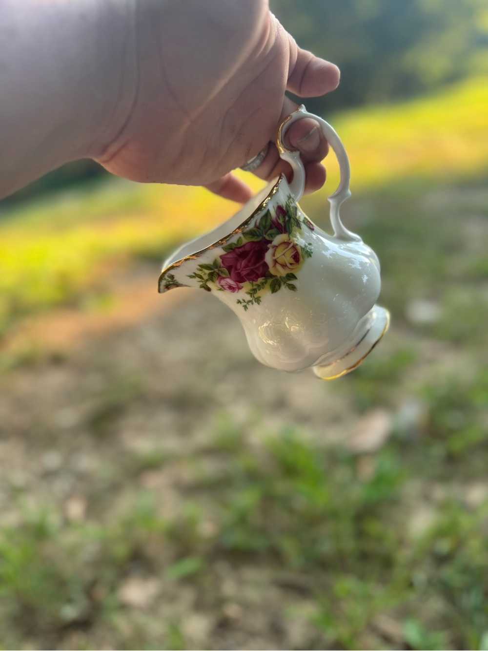 Vintage bone china Royal Albert old country roses traditional creamer pitcher